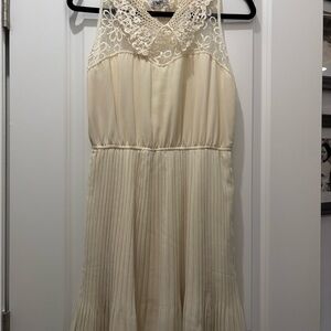 Pinky Cream Lace Midi Dress